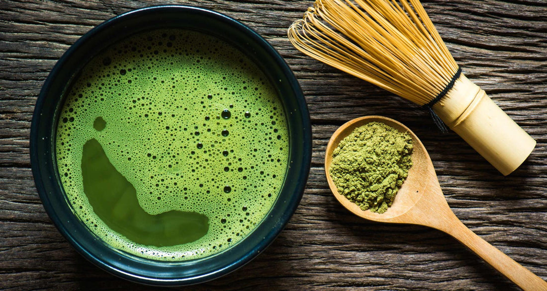 Matcha – zelený elixír bdělosti a soustředění, který pijí zenoví mniši už osm století